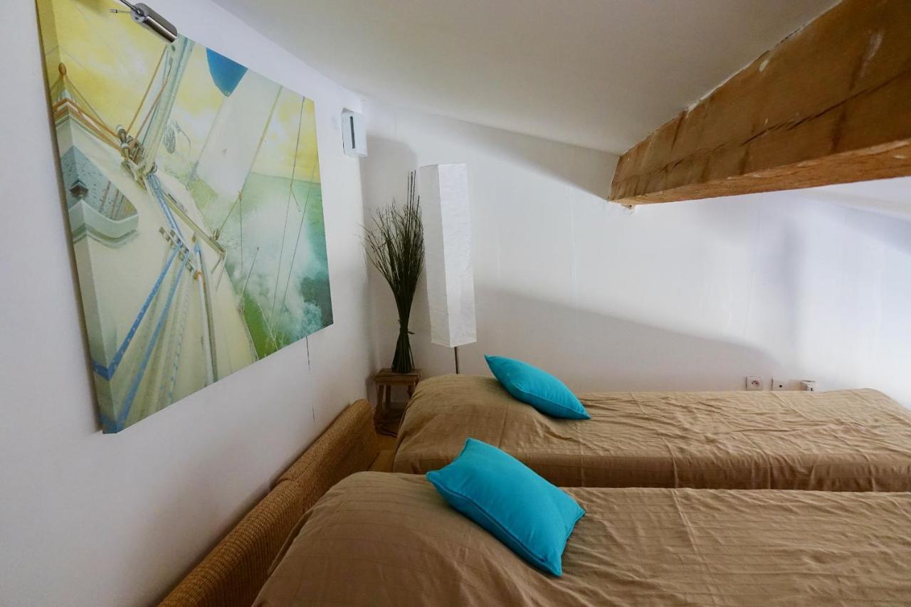 Beach, Wine, Dining, Sports, Summer, Winter Apartment Serignan Luaran gambar